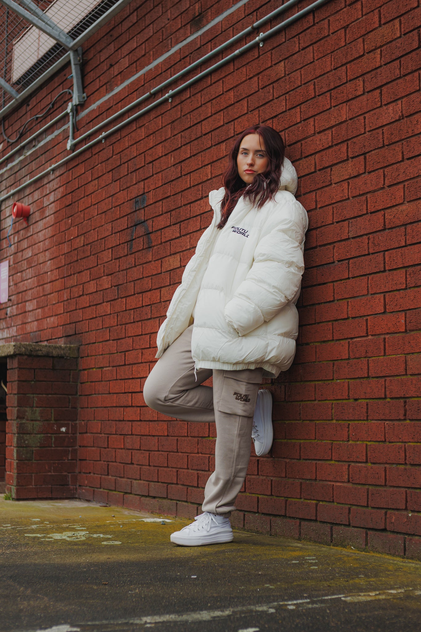 The Staple Puffer - White